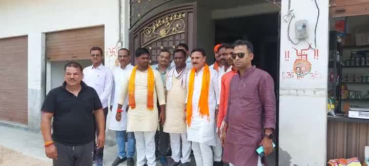 #घोसी विधानसभा उपचुनाव में भाजपा प्रत्याशी श्री दारा सिंह चौहान जी के समर्थन में ग्राम जयरामगढ़ में सोनकर समाज के बीच प्रचार-प्रसार कर विकास एवं जनकल्याणकारी कार्यो के आधार पर भाजपा को वोट देने की अपील की।