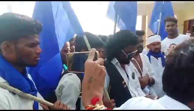 #सागर जिला की खुरई विधानसभा के ग्राम बरोदिया में हुए दलित हत्याकांड के विरोध में #बहुजन_भीम_आर्मी ने दिया ज्ञापन #jaibhi