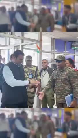 Arrival At Leh 
#leh #Ladakh #india #Maharashtra #DevendraFadnavis