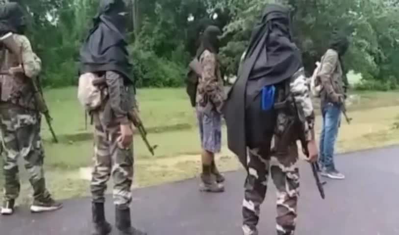 पलामू : 5 लाख के इनामी नक्सली को पुलिस  ne किया गिरफ्तार , कई हमलो में रहा हैं शामिल
