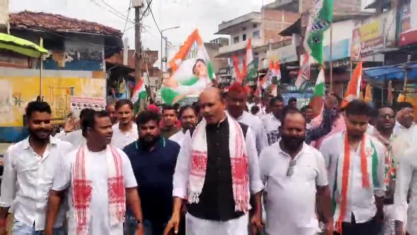 #भारत_जोड़ो_यात्रा के #प्रथम_वर्षगांठ पर #लातेहार में #पदयात्रा