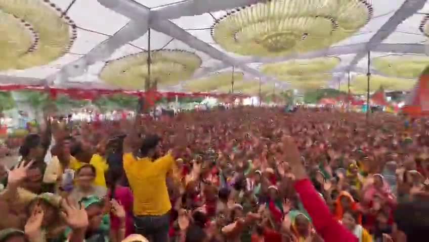 महेश्वर विधानसभा क्षेत्र के करही मंडल में अपने भैया को राखी बांधने हजारों बहने पहुंची #rajkumarmev