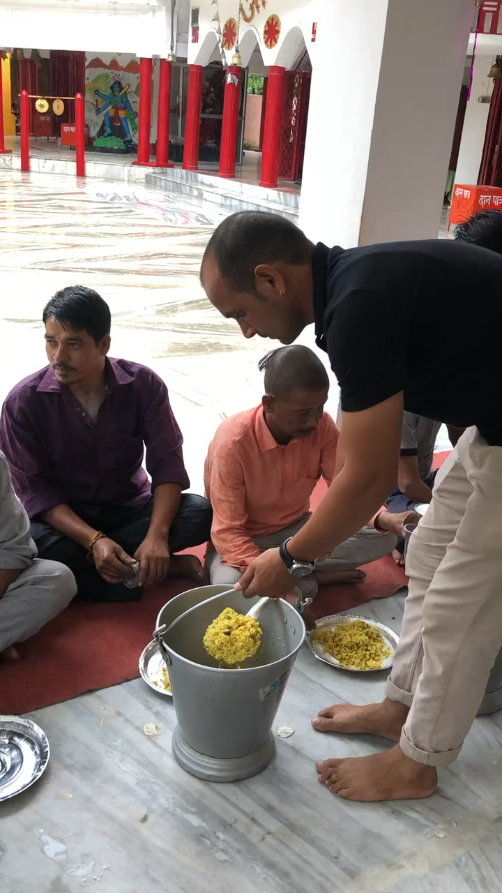 बेलबाबा मन्दिर 🛕में खिचड़ी भंडारे में आज 🙏
.
.
.
.
.
#uttrakhand #devbhumi #temple