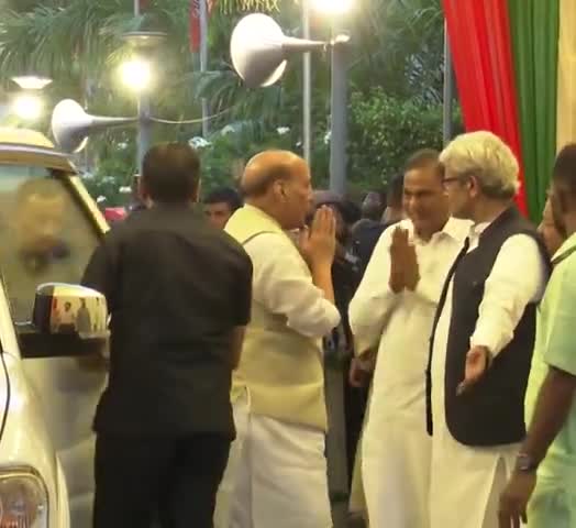 G20 की अपार सफलता के बाद भाजपा कार्यालय आगमन पर पार्टी के वरिष्ठ नेताओं व कार्यकताओं ने पीएम श्री #Narendra Modi ji का भव्य स्वागत किया गया | |