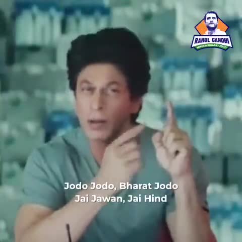 #जवान फ़िल्म  रिलीज़ के बाद तेज़ी से वायरल हो रहा ये वीडियो आप भी देखें और ये संदेश आगे भी पहुंचाएं।