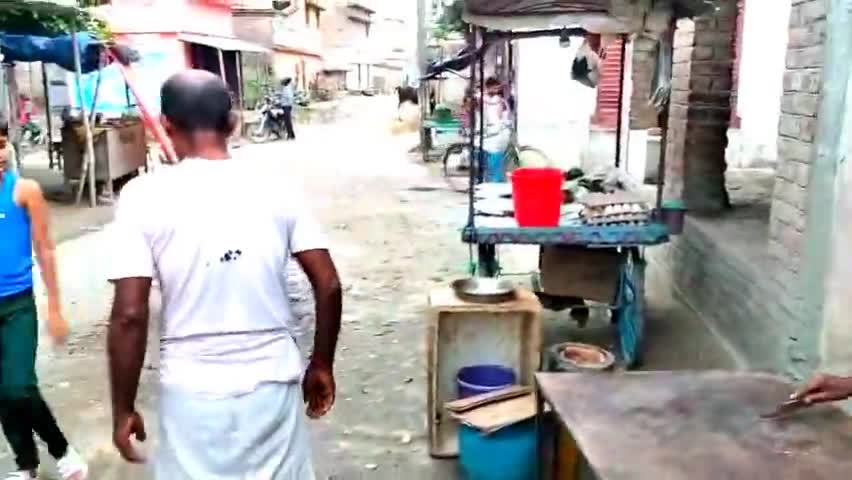 बकवा गांव में मुखिया के बावजूद भी सड़क नाली हो या कोई तरह की सुविधा नहीं मिल रही है इसपे अपनी राय दे पंचायती हक खोजे✅