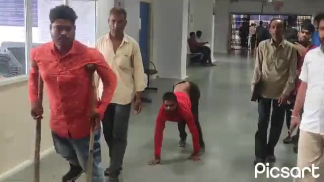 सामाजिक संगठन #जन_चेतना_मंच द्वारा विदिशा शासकीय चिकित्सालय लेजाकर दिव्यांगजनों के प्रमाण पत्र बनवाये ! बिशेष सहयोगी श्री सभाजीत यादव #न्याय_मंच !!
