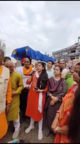 तमिलनाडु के मंत्री उदय निधि के सनातन विरोधी बयान पर बालाघाट जिले में सनातन विरोधियों के खिलाफ सनातन जन आक्रोश शैली निकल गई जय श्री राम 🙏🚩
#jatshreeram #बालाघाट