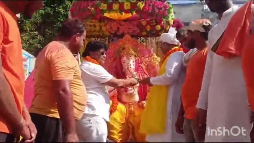 सियाना: नगर के चन्नी वाला शिव मंदिर में स्थापित गणपति का ढोल नगाड़ों के साथ किया गया विसर्जन