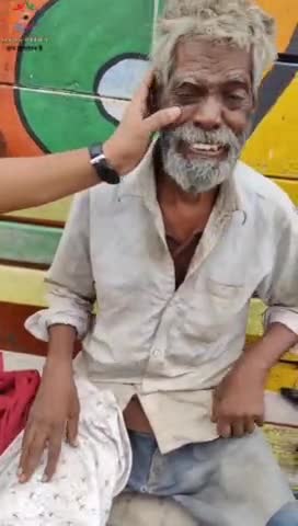 इंदौर: 3 दिन से भूख से तड़प रहे थे दादा 💔🥺| Daanpatra | #daanpatra #helpthem #humanity #helpothers #help3 दिन से भूख से तड़प