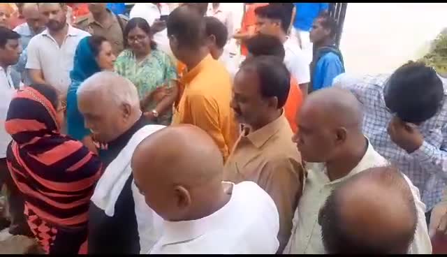 #सेवा_पखवाड़ा के अंतर्गत #दलित #बस्ती सम्पर्क #कार्यक्रम के तहत रामनाथ #देवरिया दलित बस्ती में #सम्पर्क किया।