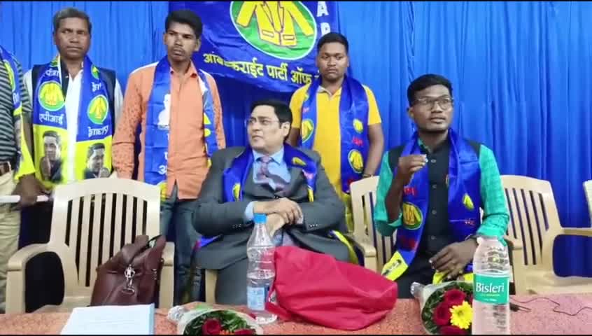 पेसा कानून ग्राम सभा को लेकर धीमान विजय मानकर के बीच में बीपीएस पोया के साथ बातचीत छत्तीसगढ़ को लेकर