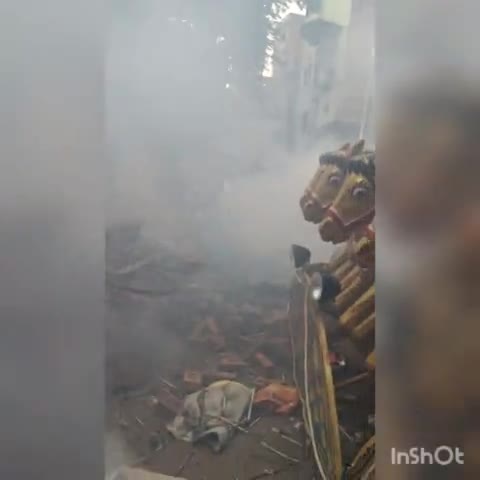 मीरगंज के ब्रह्मस्थान के पास बम धमाका