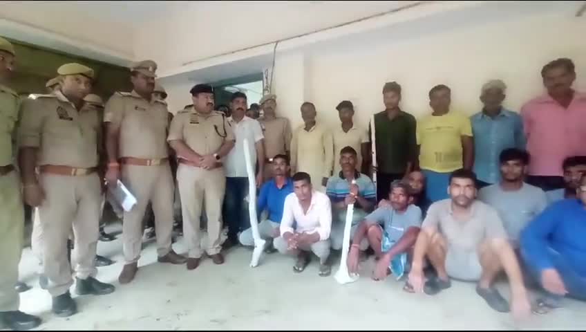 #रुद्रपुर में हुये #नरसंहार में #पुलिस ने 16 #अभयुक्तो को #गिरफ्तार कर #जेल भेजा।