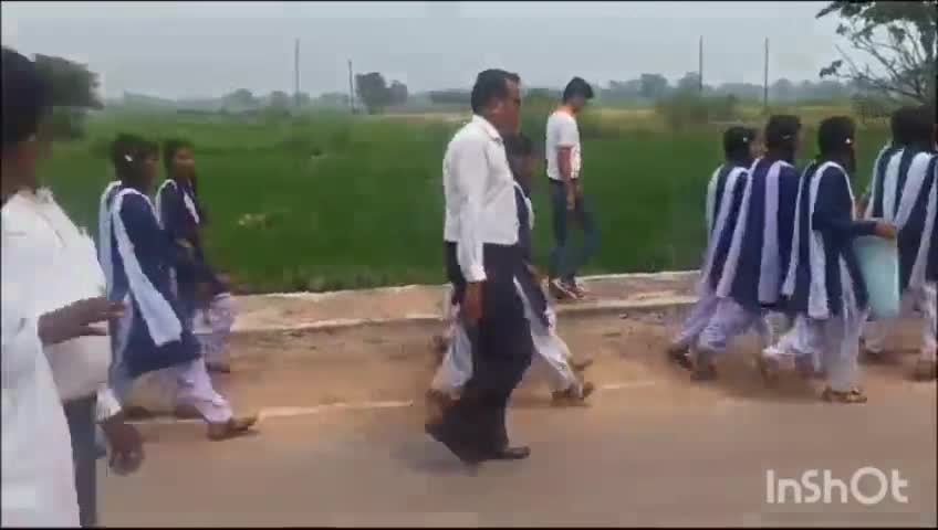 स्वच्छता ही सेवा कार्यक्रम के अंतर्गत शा. उच्च. माध्य. विद्यालय मेघा हुआ कार्यक्रम का आयोजन
#मगरलोड से शशांक कंसारी