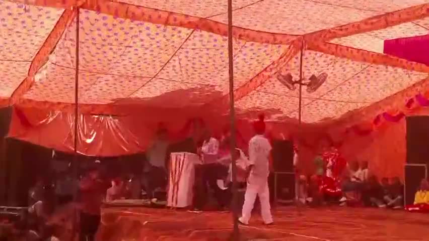 K M College Narwana talent show
के एम कॉलेज नरवाना में टैलेंट शो में गजब के डांस।