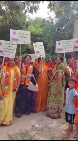 #नारी शक्ति वंदन अधिनियम #विधेयक को लेकर #भाजपा महिला मोर्चा ने भुजौली गांव में निकाला पद यात्रा,महिलाओं को किया जागरूक