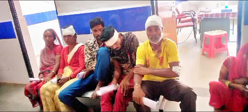 बड़ौद: बिजली के तार को लेकर हुआ विवाद एक परिवार को मारा गया पूरे कॉलोनी के लोगों ने#viralnewz  #newsnirsa #agarbmalwa #agar