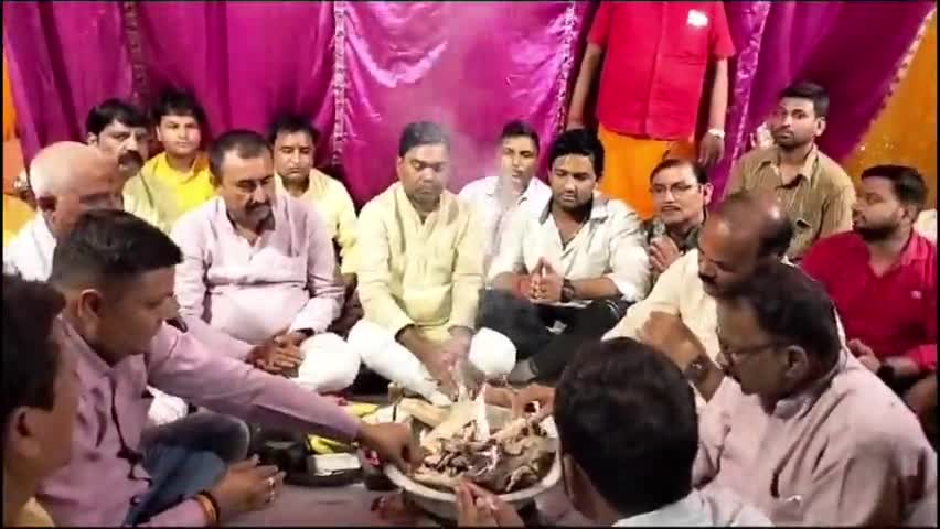 बलरामपुर:दस दिवसीय रामलीला कार्यक्रम का पूजन अर्चन कर उतरौला विधायक ने किया शुभारंभ।