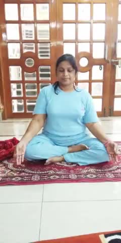 सुबह जल्दी उठो, और योग करो और अपनी डाइट को चार बार डिवाइड कर लें- आठ, बारह, चार और आठ और खाने पर कंट्रोल करें  
योग शिक्षिका - विजया सिंह बबली
#Yoga #BalanceDiet #StopObesity #HealthTips #Patanjali