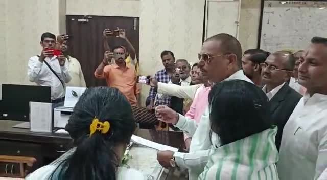 #इजरायल #हमास युद्ध में #भारत की नीतियों के #समर्थन में #प्रबुद्ध #नागरिकों ने #समर्थन पत्र सौपा।