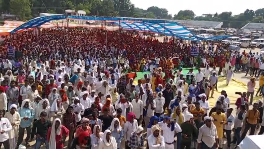 बसपा कार्यकर्ताओं का उमड़ा जनसैलाब #bsp #बसपा #jaybhim #viralvideo #pmmayawati #bspsarkar #rgshyam #news #न्यूज #awaj