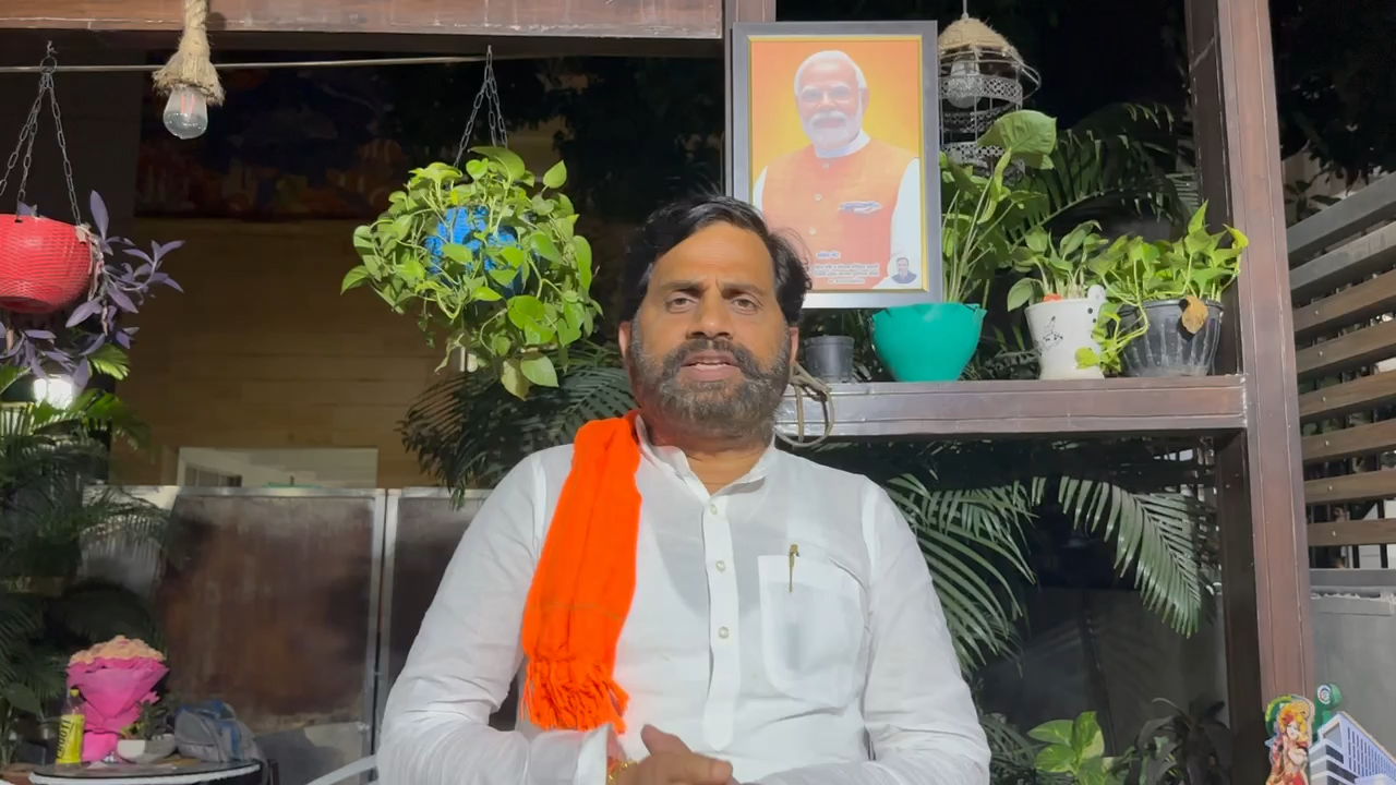 ***
छठी मैया के सम्मान में पूर्वांचली मैदान में।

#छठपूजा
#जयछठीमैया
#पूर्वांचलमोर्चा