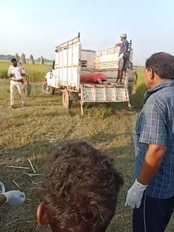 Pipra:-Pathra South ward no -03 ke ek pokhar me mila #lavaris #dead body.