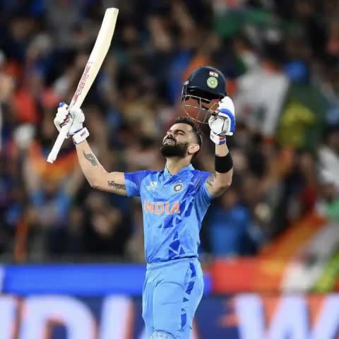 जानदार, शानदार, दमदार विराट कोहली ! 

जन्मदिन पर शतक का तोहफा ! 

बेहद प्रतिभाशाली और समर्पित बल्लेबाज, भारतीय क्रिकेट टीम के पूर्व कप्तान #विराट_कोहली को जन्मदिन बधाई
