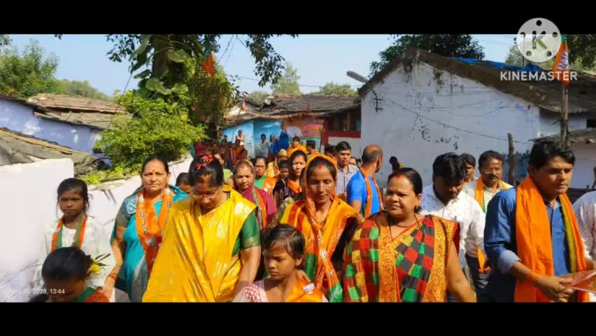 घोड़ाडोंगरी: #सारनी:बीजेपी प्रत्याशी की पत्नी मंजू पंडाग्रे सारणी क्षेत्र में घर-घर किया जनसंपर्क  भाजपा के विकास कार्य भी बताएं@