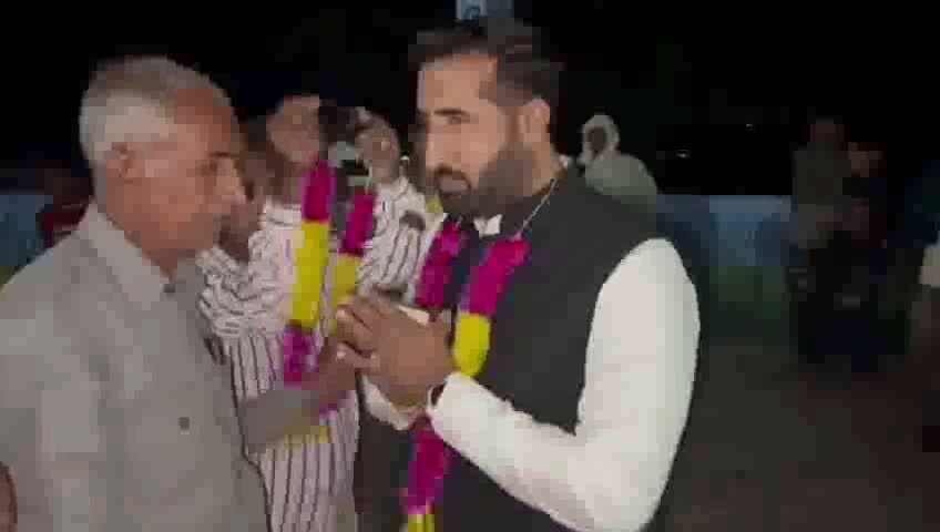 मोरनी: गांव दूधगढ़ में रात्रि ठहराव कार्यक्रम आयोजित, विधानसभा अध्यक्ष के आदेशानुसार BJP नेता देशराज ने सुनी लोगों की समस्याएं