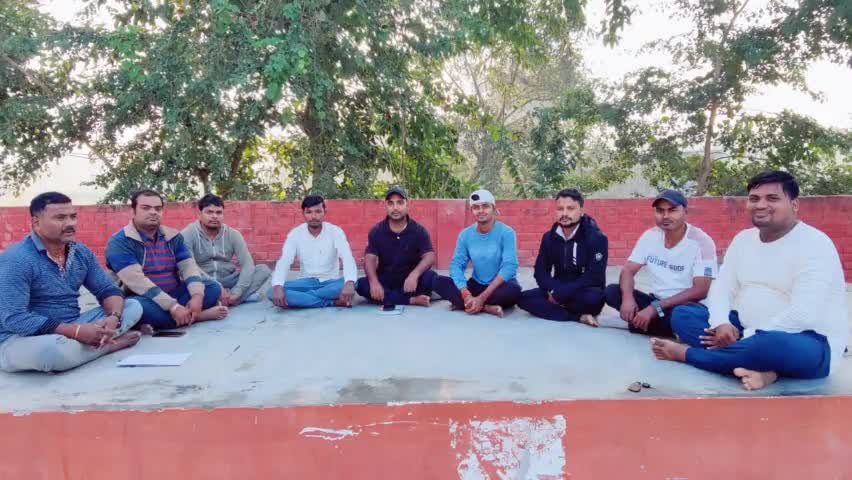 *#लोक आस्था का महापर्व "छठ पूजा" को लेकर 'छठ पूजा सेवा समिति' के द्वारा सूर्यदेव प्रतिमा का पूजा अर्चना को लेकर बैठक का