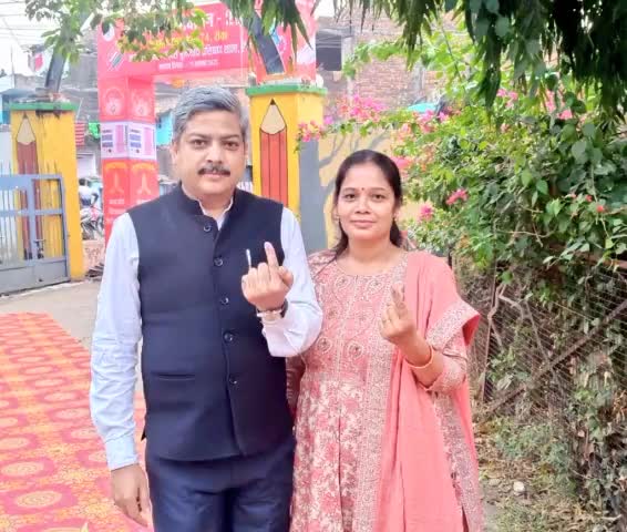 लोकतंत्र के महापर्व में हमारा वोट रीवा के विकास के लिए,
मध्य प्रदेश के विकास के लिए, भारत के विकास के लिए । 
#भारत_माता_की_जय #फिर_इस_बार_भाजपा_सरकार
