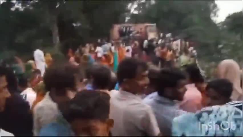 बिस्फी: केरवार प्राथमिक विद्यालय की दीवार तोड़ने के क्रम में छत गिरा, दो मजदूर की मौत, एक घायल