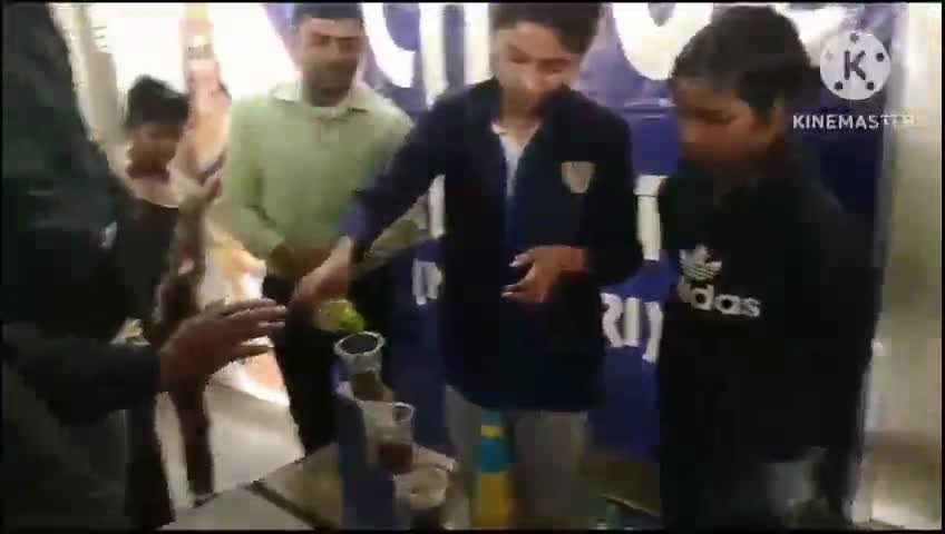 घिरोर नगर के यंग स्कॉलर पब्लिक स्कूल में विज्ञान प्रदर्शनी का आयोजन किया गया