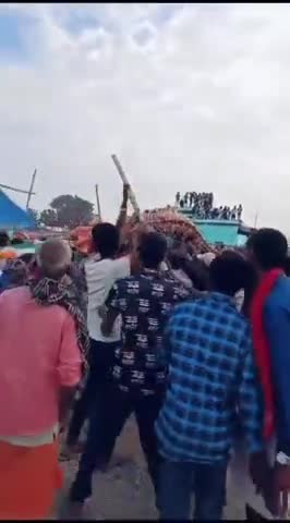 रीगा: हमारे गॉव बराही मे श्री श्री 108 श्री महावीर झंडा का आयोजन किया गया हैं (30/11/2023) #जयश्रीराम🚩
 #जयहनुमानजी 🚩🙏🚩@#