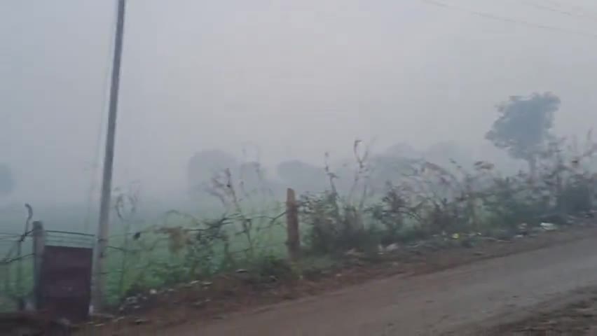 Aaj Laxman ka pura me bhut tej kohra he #mosam #village #laxmankapuraambah