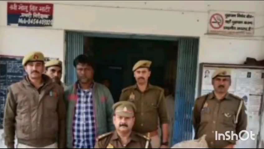 घिरोर दयानंद इंटर कॉलेज के निकट सोमवार रात को मकान से हुई चोरी के समान सहित किया गिरफ्तार