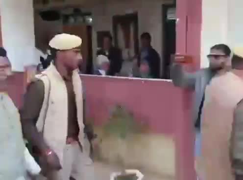 #यह है विधायक सोनभद्र के इन्होंने बलात्कार किया एक नाबालिक लड़की के साथ वह गर्भवती रहेगी योगी जी का फैसला सबके लिए एक