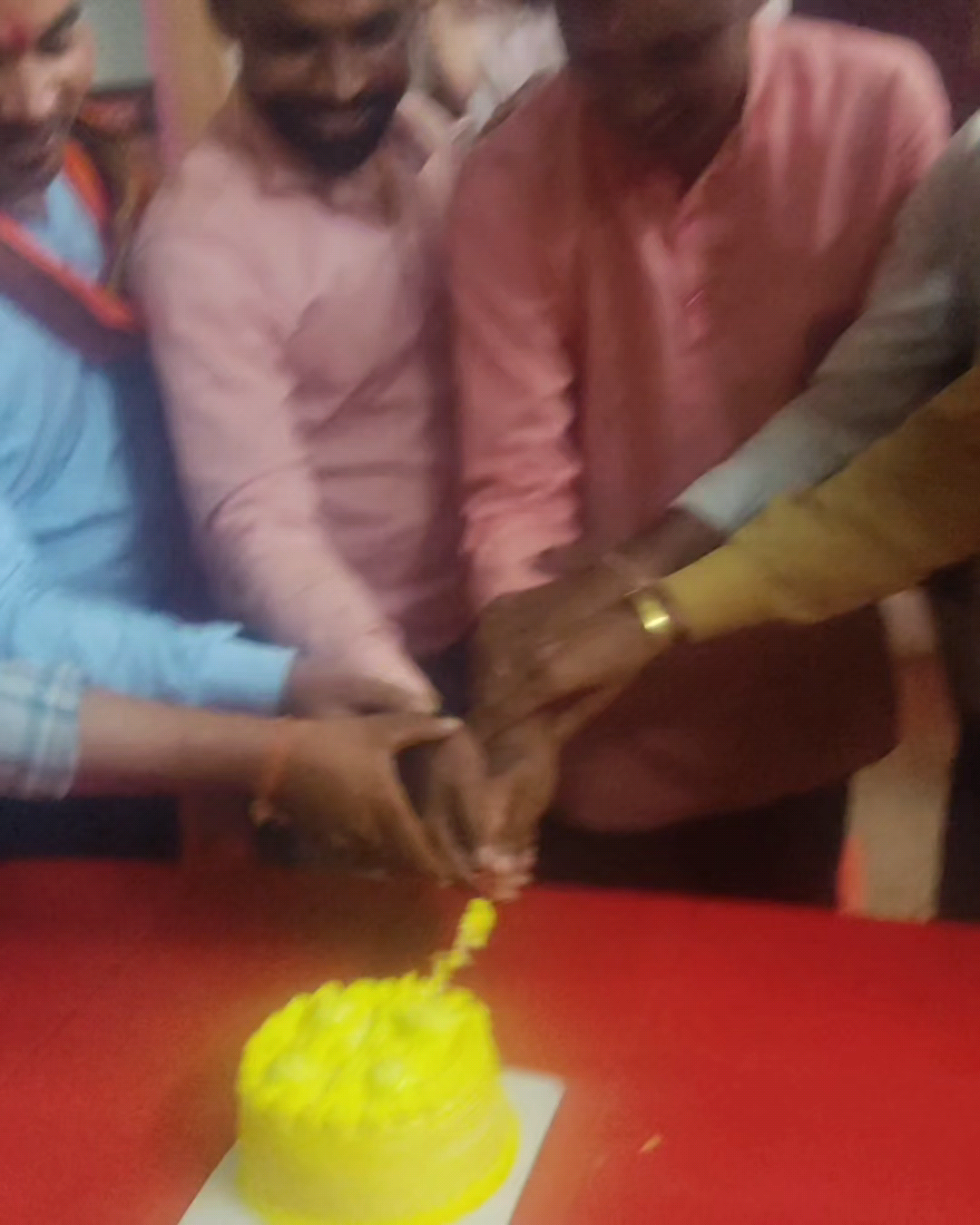 12 दिसम्बर मेरे जन्मदिन के अवसर पर कट्टर हिन्दू #छत्तीसगढ़ के मशहूर #रेट_आर्टिस्ट #हेमचन्द_साहू के द्वारा मनाया गया