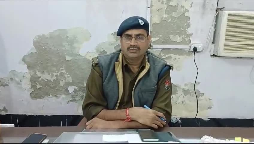 श्रीमान सहायक पुलिस आयुक्त, फतेहाबाद द्वारा थाना शमशाबाद प्रेसनोट के सम्बन्ध में दी गयी बाइट ।
#newsindia19