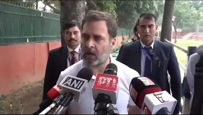 ग़ज़ब क्लास लगाई है #GodiMedia की 
जननायक राहुल गांधी जी ने