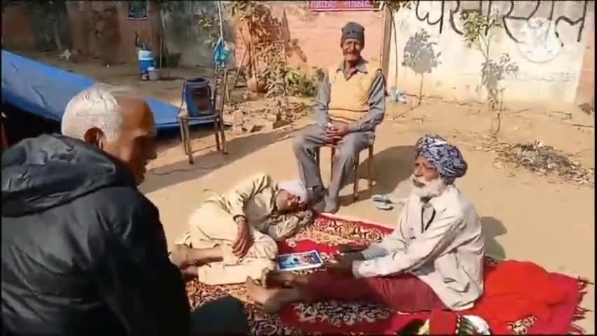 सोनीपत: आरक्षण के खिलाफ 83 दिनों से आमरण अनशन पर बैठे रविन्द्र जठेड़ी को मिल रहा भारी जनसमर्थन 
#scstact