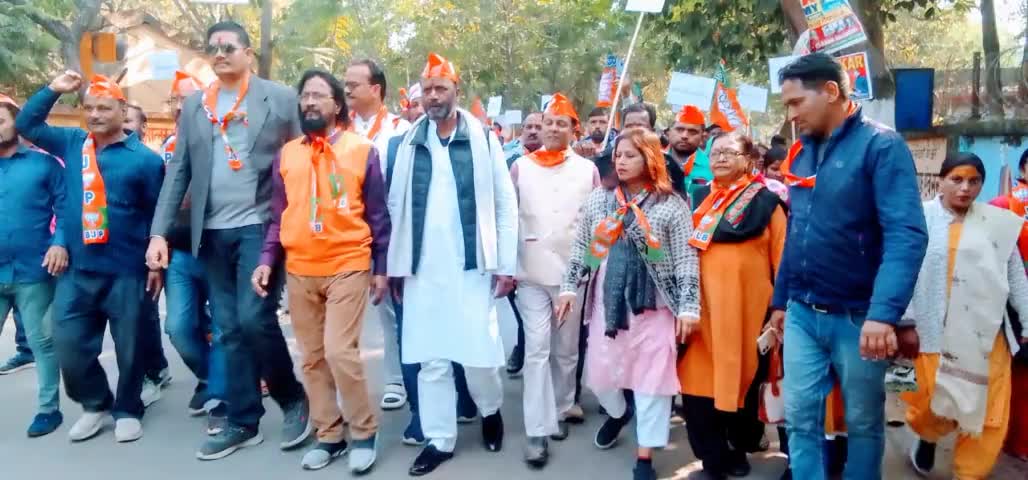 देश के माननीय उपराष्ट्रपति श्री जयदीप धनखड़ जी का INDI गठबंधन के नेताओं द्वारा अपमान किए जाने एवं झारखंड सरकार के जनविरोधी कार्यशैली के विरोध में भाजपा देवघर जिला द्वारा आयोजित आक्रोश प्रदर्शन में शामिल हुई।
#हेमंत_हटाओ_झारखंड_बचाओ #BJPJhark