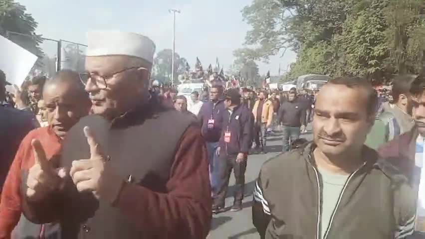 आज #भूकानून और मूलनिवास को लेकर देहरादून में हुई #महारैली का एक दृश्य।