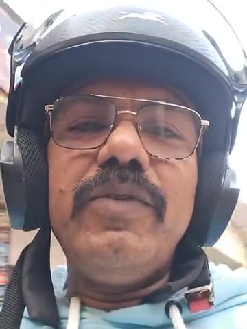 सड़क पर जब भी मोटर साईकिल से निकले #हेलमेट पहन कर निकलें क्योंकि आपकी जिंदगी आपके परिवार के लिए बहुत महत्वपूर्ण है