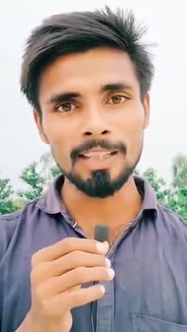 एक ऐसे शख्स जो आदिकाल से कल आधुनिक भारत तक की वास्तविक इतिहास का सच बतला दी वो भी एकदम झटके मे।
सुने और गौर करे।