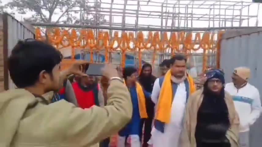 बिहटा में वैष्णवी ड्रीम डिज्नीलैंड मेला के शुभारंभ के अवसर पर भाजपा नेताओं के साथ शामिल हुआ। #बिहटा #Bihta #मनेर #Maner