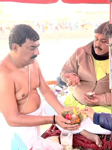 हर की पौड़ी मे माँ गंगा स्नान एवं ￼पूजन।
गंगा मईया सभी की मनोकामना पूर्ण करें।
#हरहरगंगे ￼
#हरिद्वार 
#उत्तराखंड
