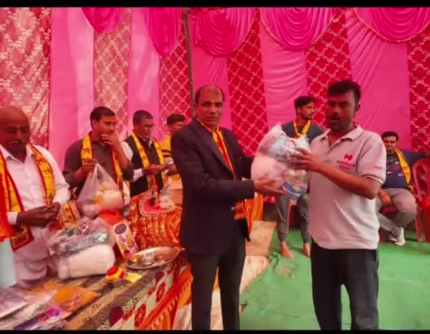खुशियां बांटो कार्यक्रम#sort #viralpost